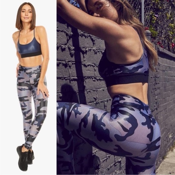 Koral blue camp stretch pants EUC size small - Picture 3 of 4